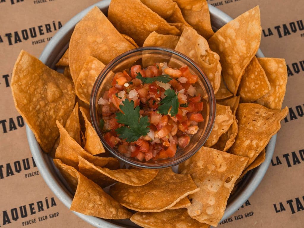 Pico De Gallo & Chips