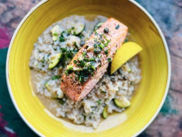 Salmone Alla Grigilia + Risotto Zucchini Limone