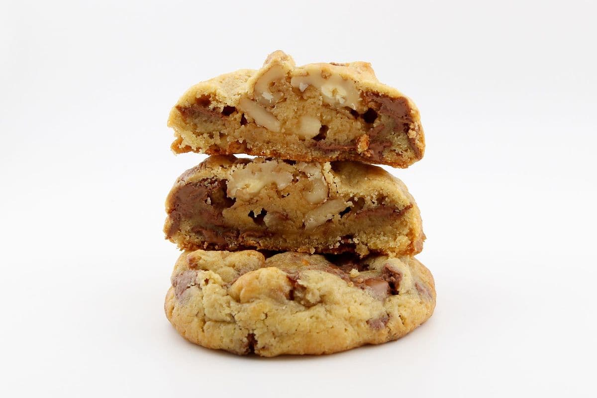 Milky Walnut Cookie
