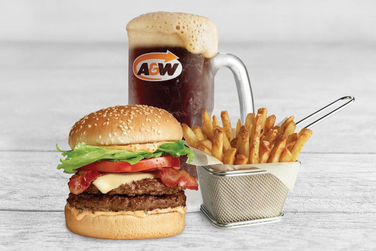 Combo Double Mozza Burger™ / Double Mozza Burger® Combo