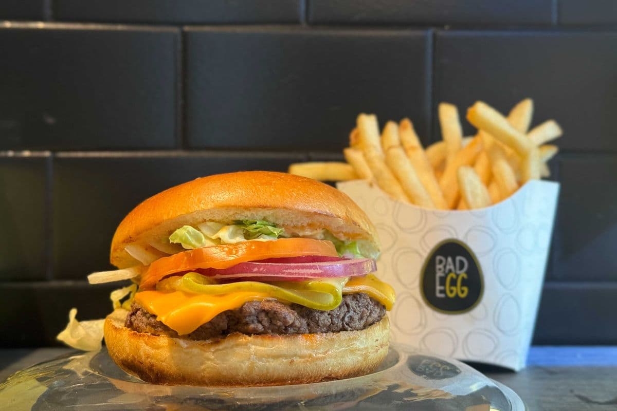 Bold Smash Burger (Beef) with Fries