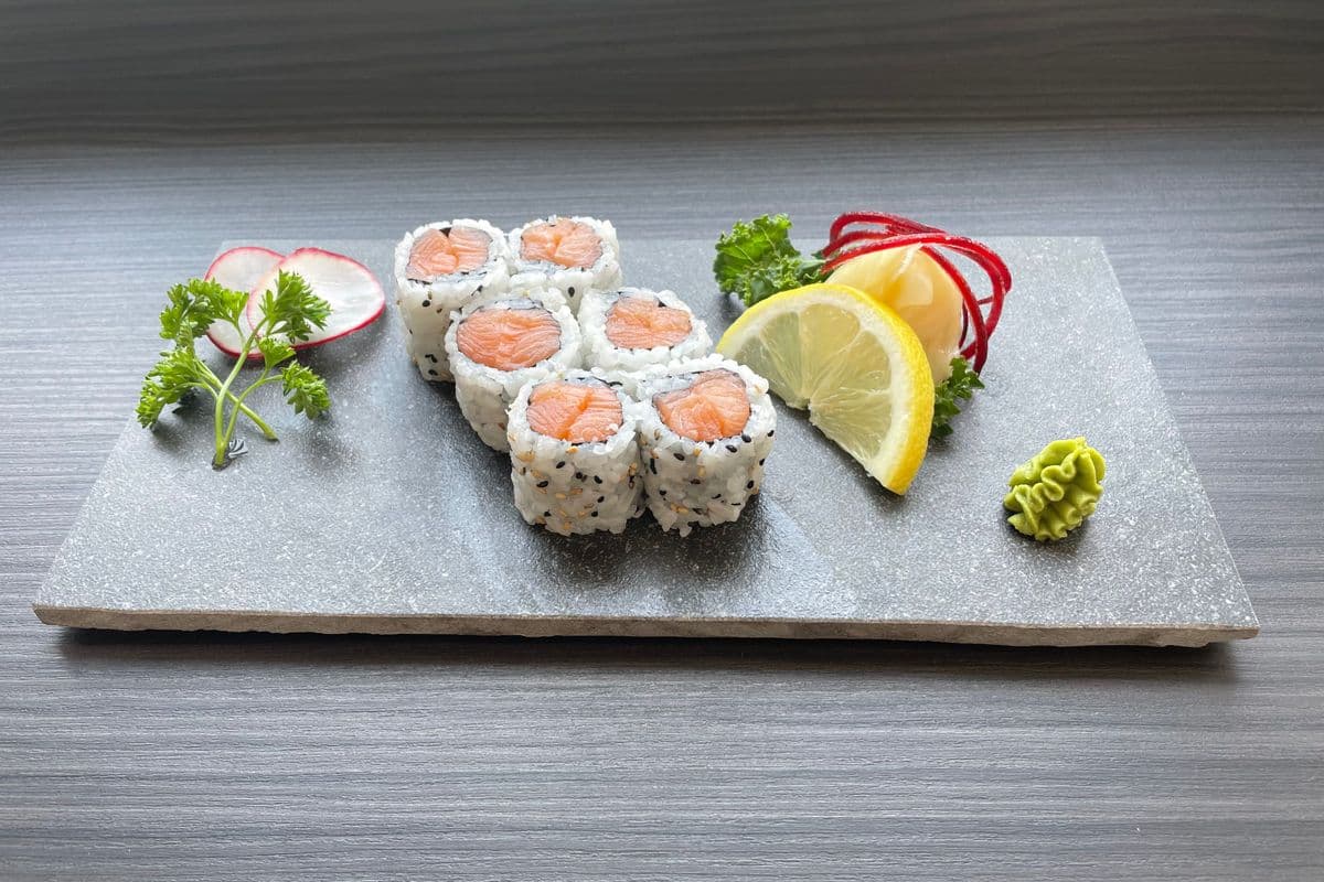 Salmon Roll