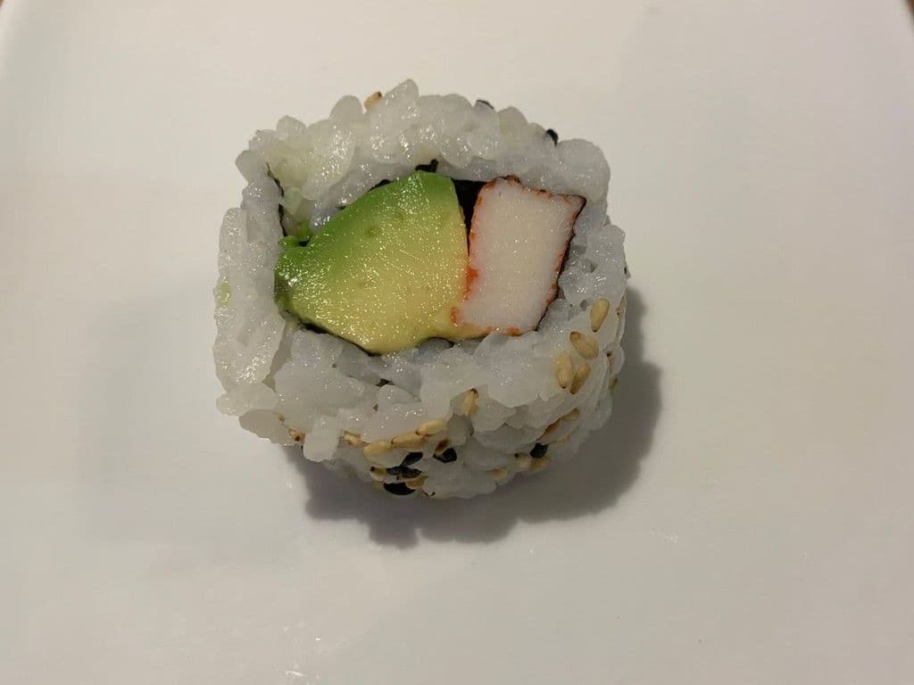 Avo kani maki