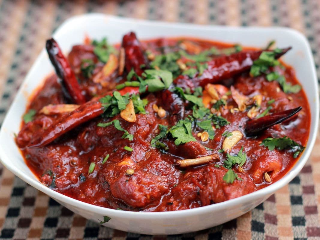 Laal Maas