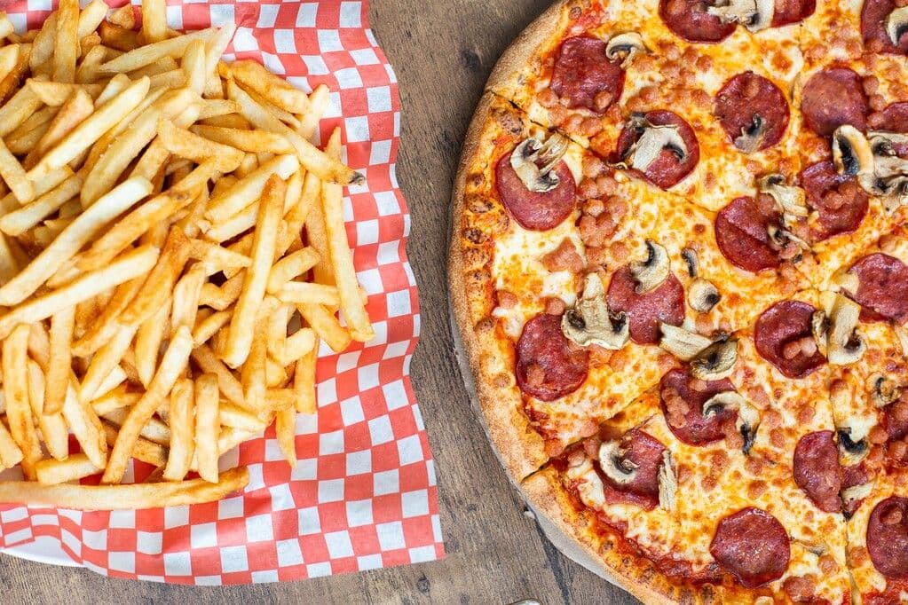 9" Canadian Style Pizza