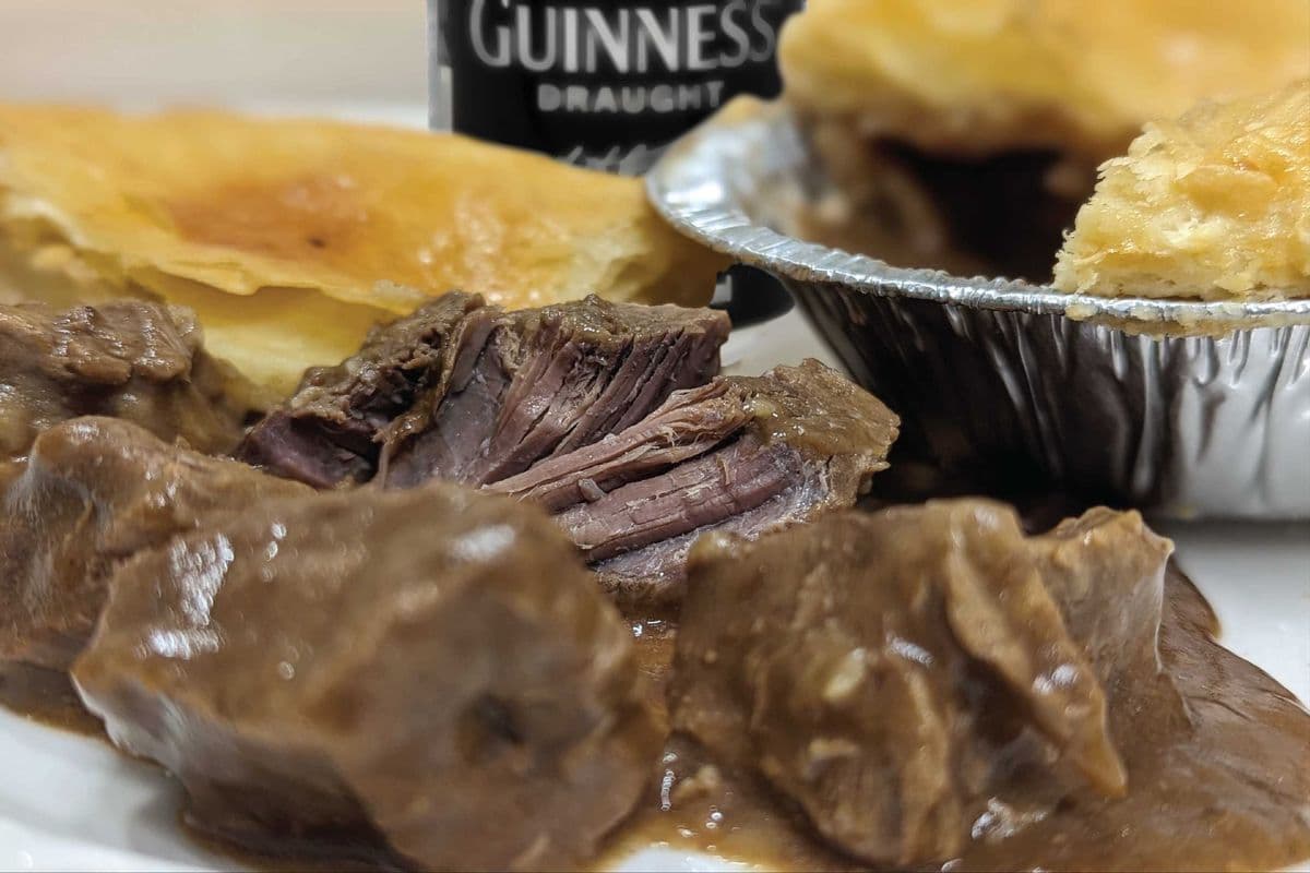 Steak & Guinness Pie (225g)