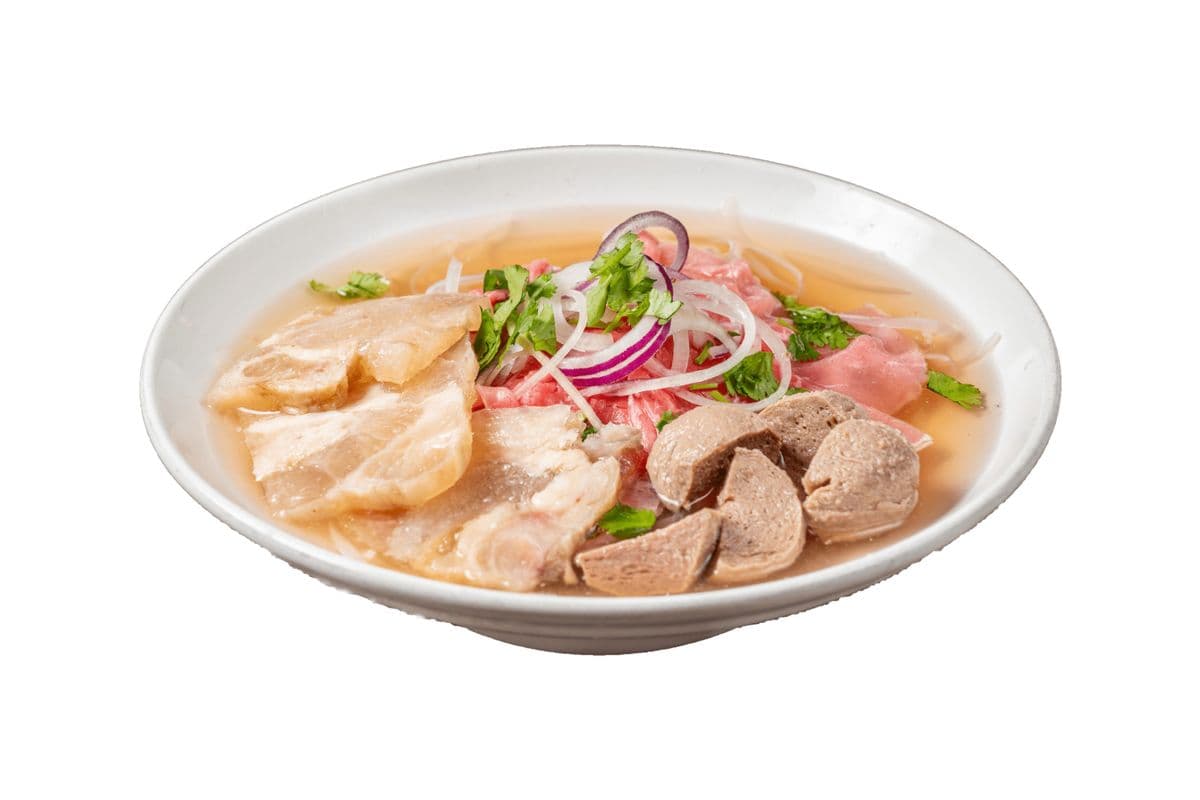 P11. Pho Steak, Tendon, Beef Balls (Large)