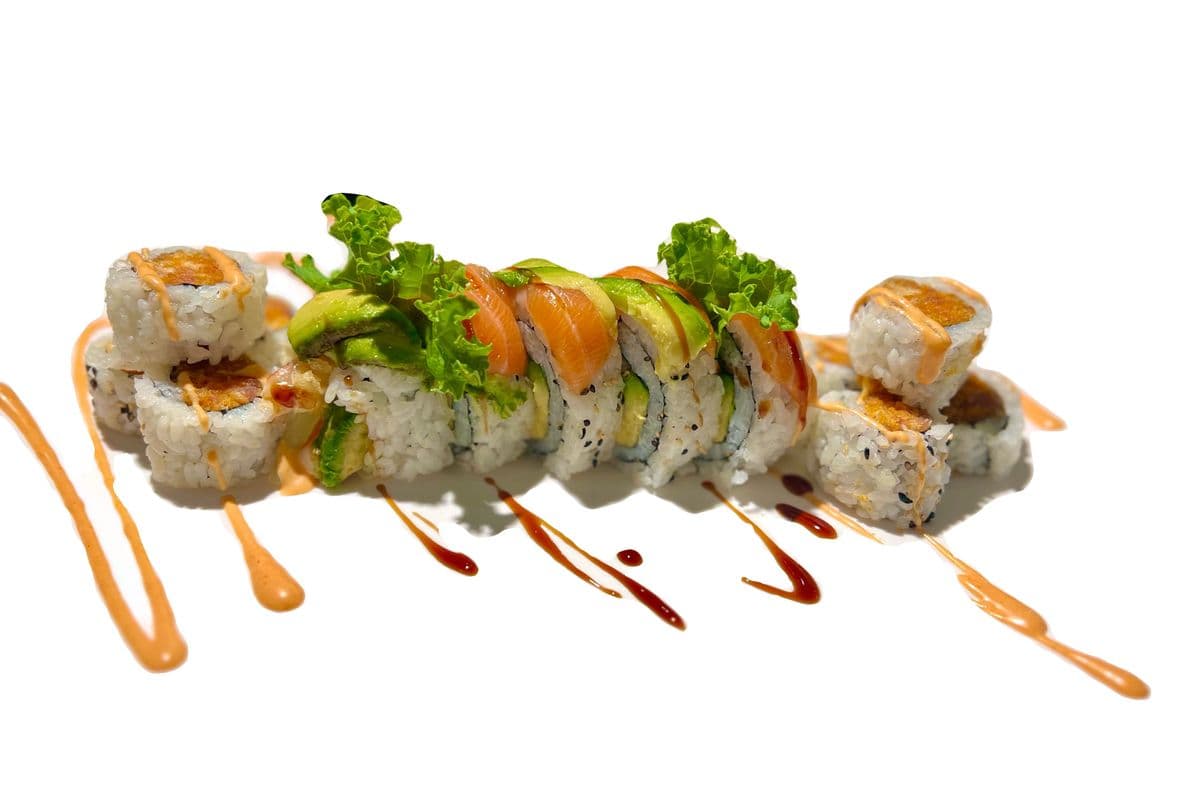 Golden Dragon & Spicy Roll