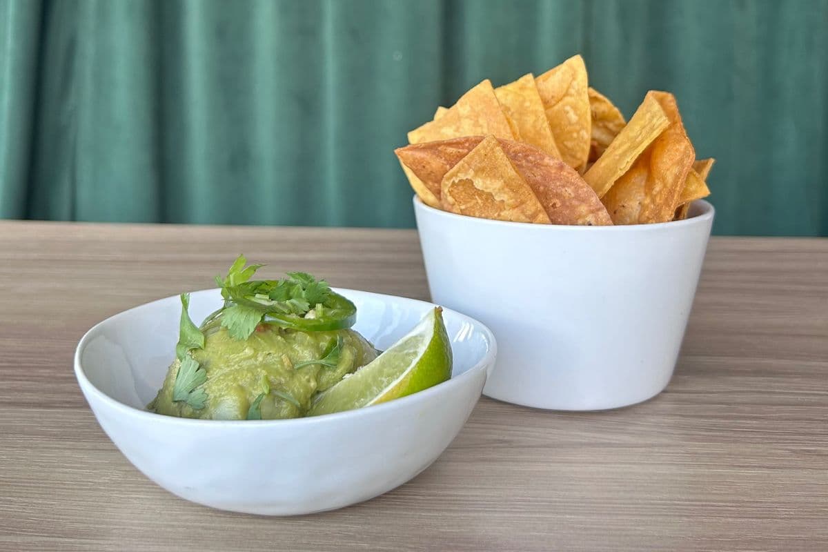 Guacamole & Chips GF