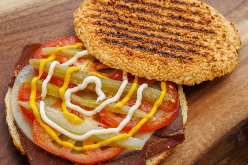 Basterma 'n Cheese