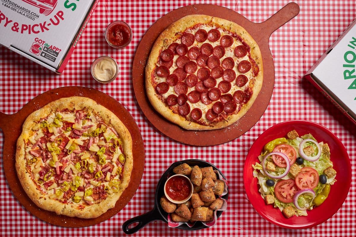 The Famiglia Pizza Combo - Serves 2-4