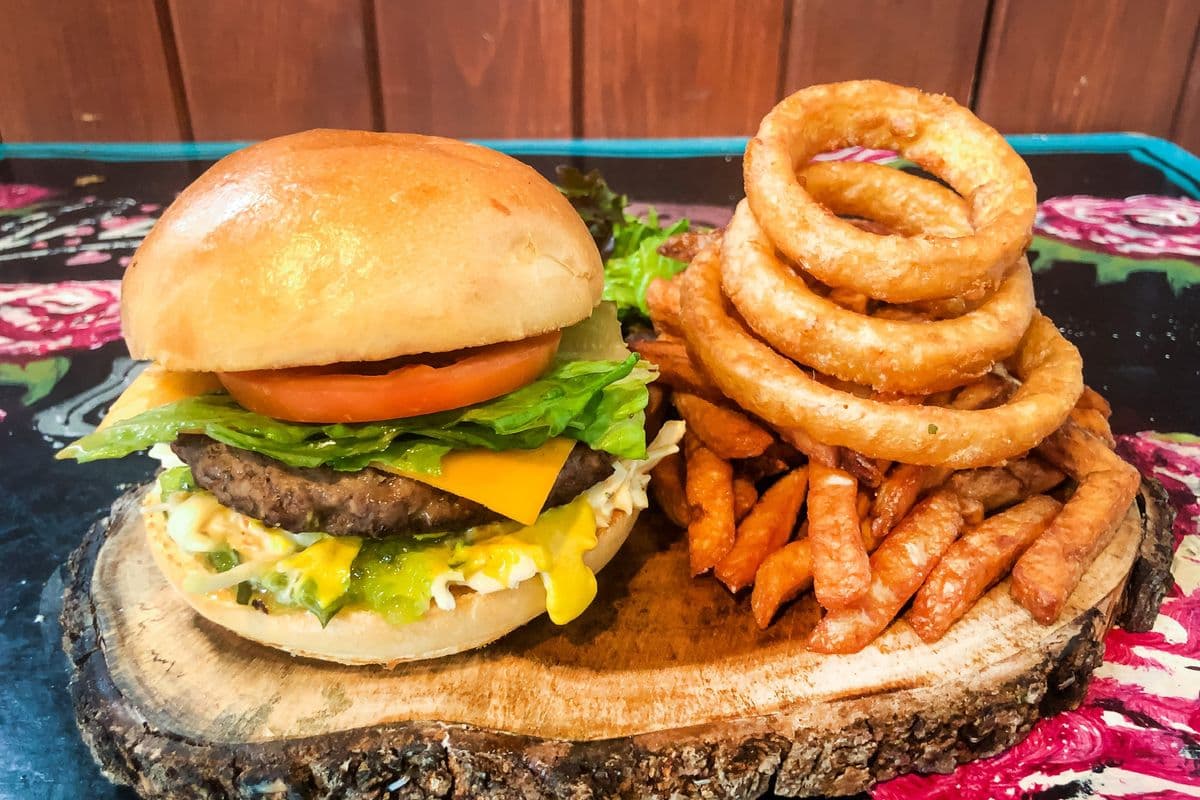 L'assiette de cheeseburger / Cheeseburger Plate