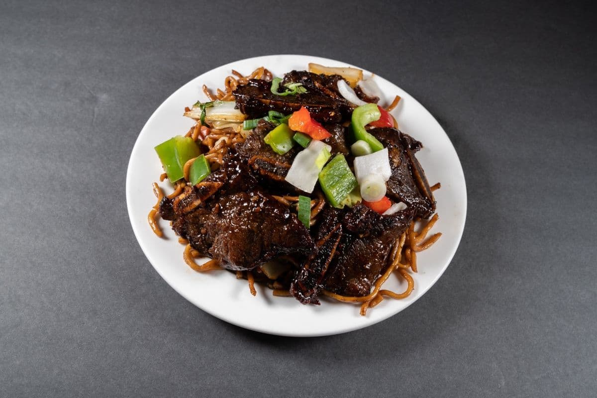 Gango's Beef Chow Mein