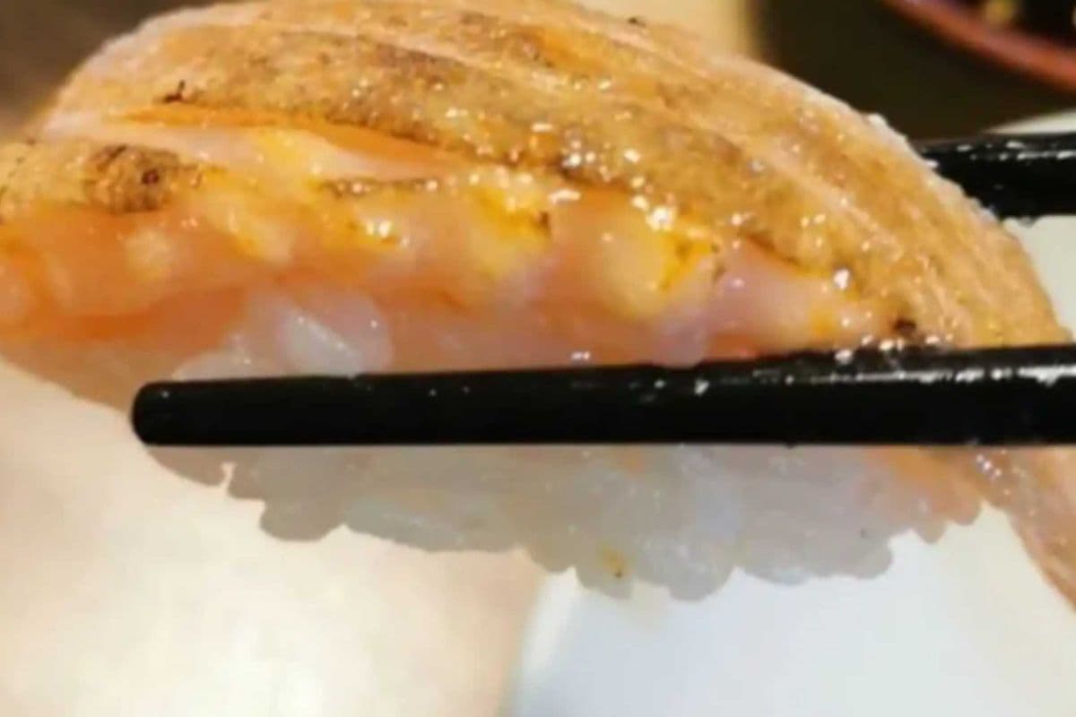 77. Aburi Salmon Sushi