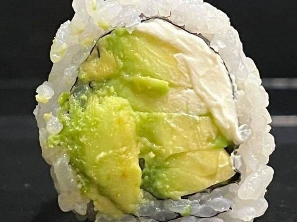 Avo Cream Cheese Roll