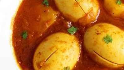 Egg Curry (WITH RICE OR TWO NAANS)
