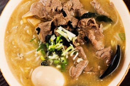 Curry Beef Brisket Ramen in Soup (咖哩牛仔腩流心蛋湯拉麵)