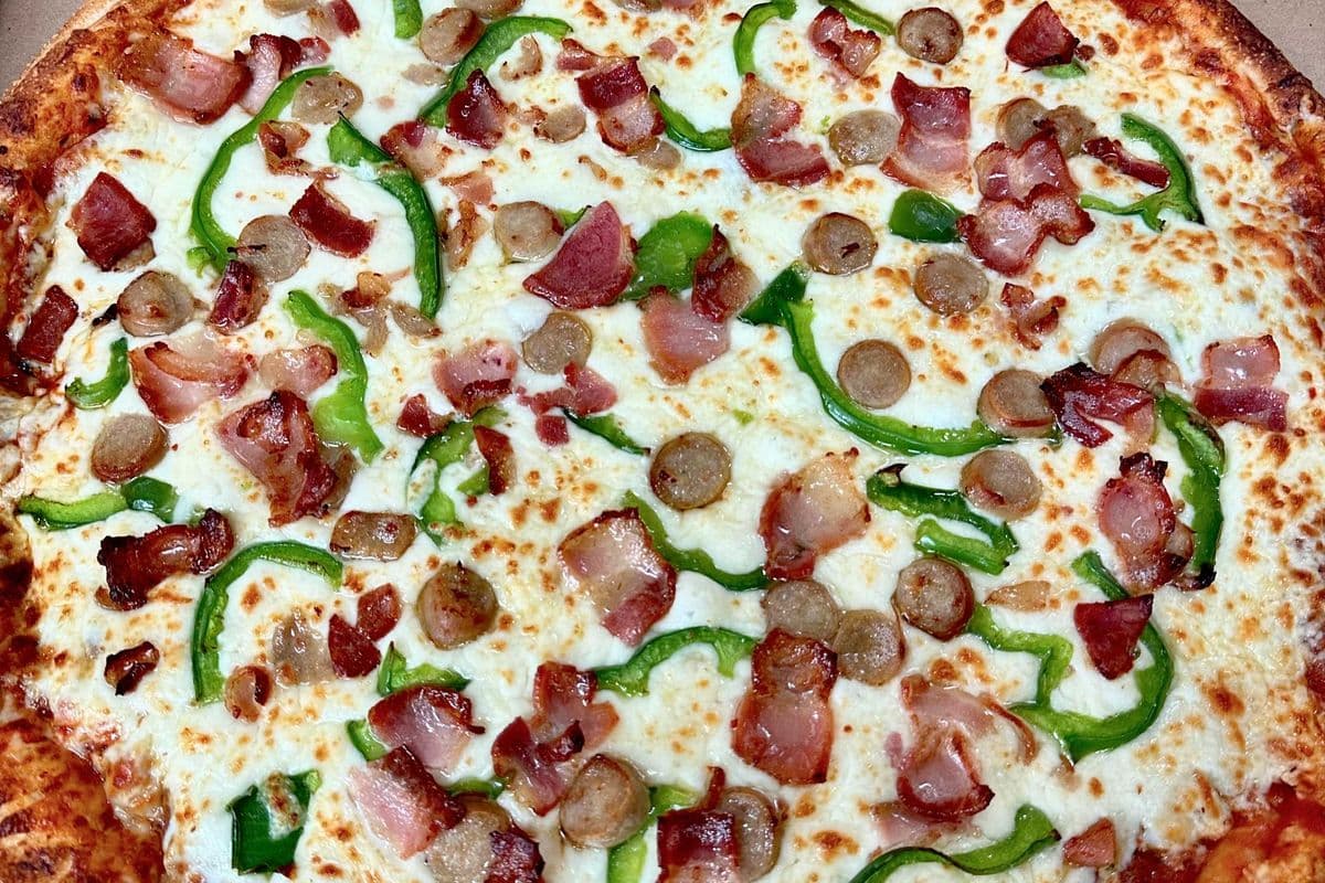 Medium Mamma Mia Special Pizza