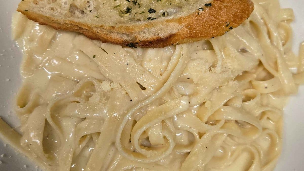 Fresh Fettuccine Alfredo