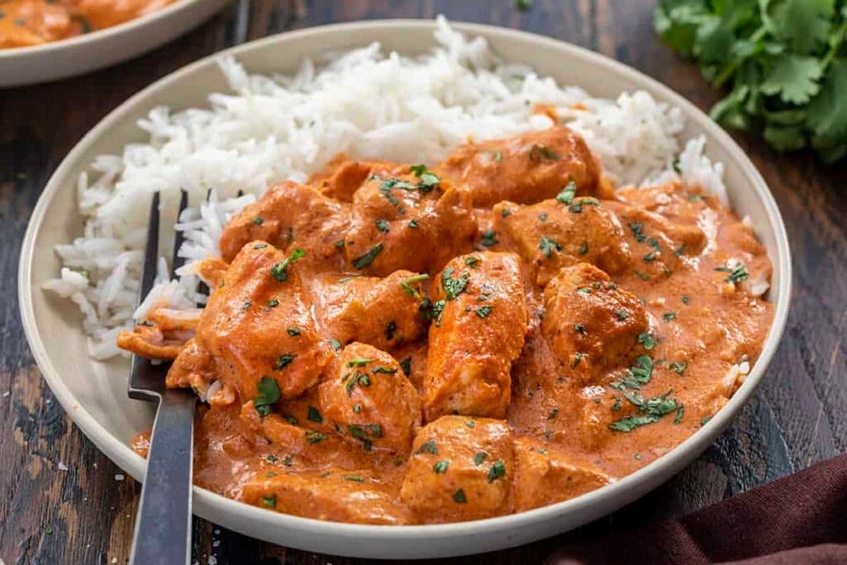 Delhi Butter Chicken, Rice and Butter Naan (24(oz))
