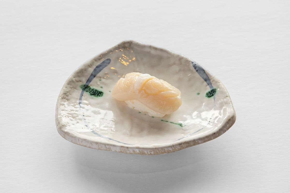 52. Hotate Nigiri