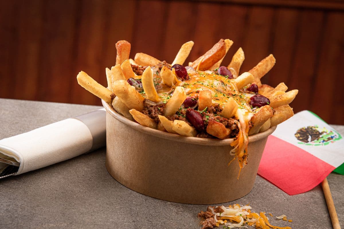 Mezcla de papa (poutine mexicaine)