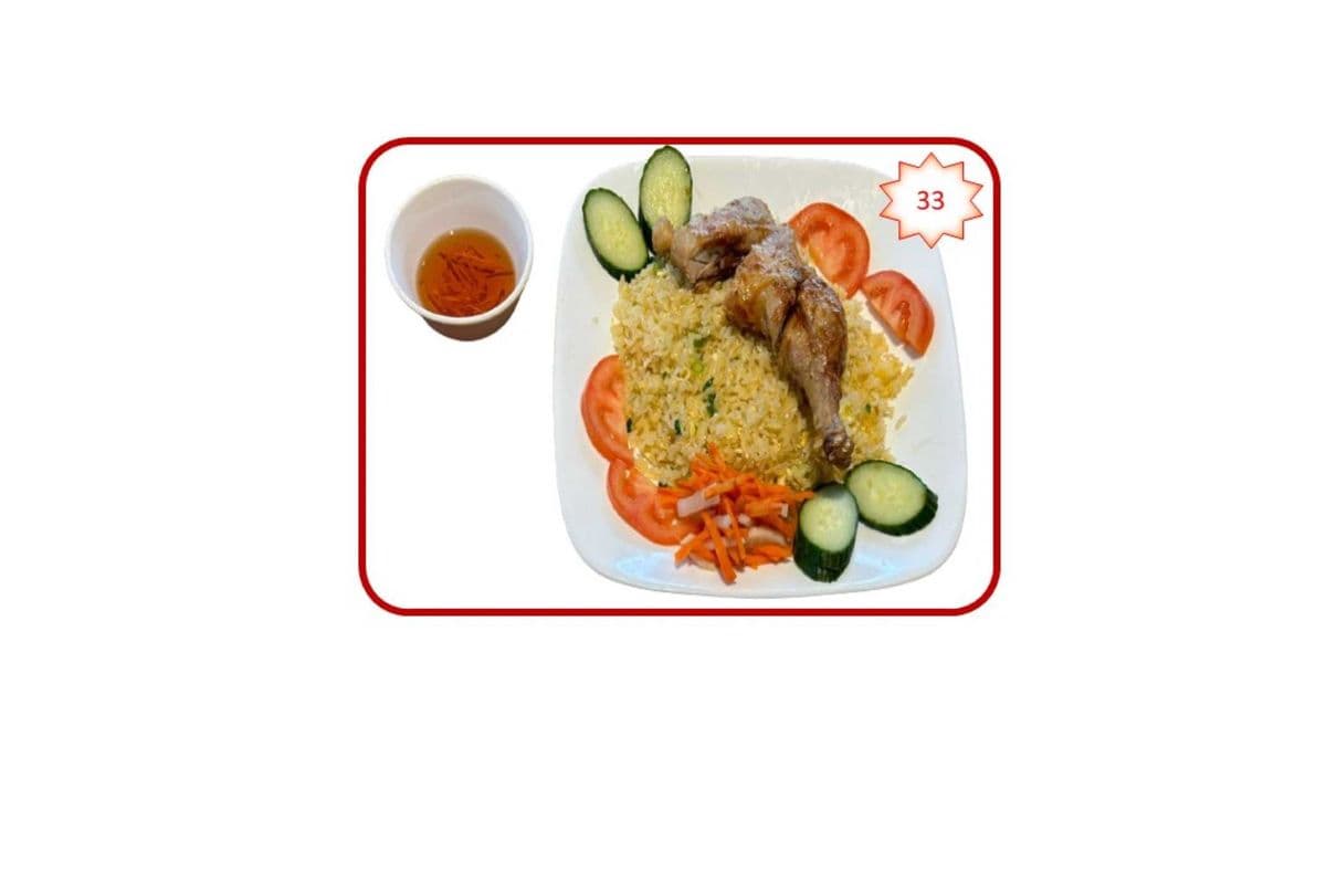 33. Fried rice and fried chicken drumstick