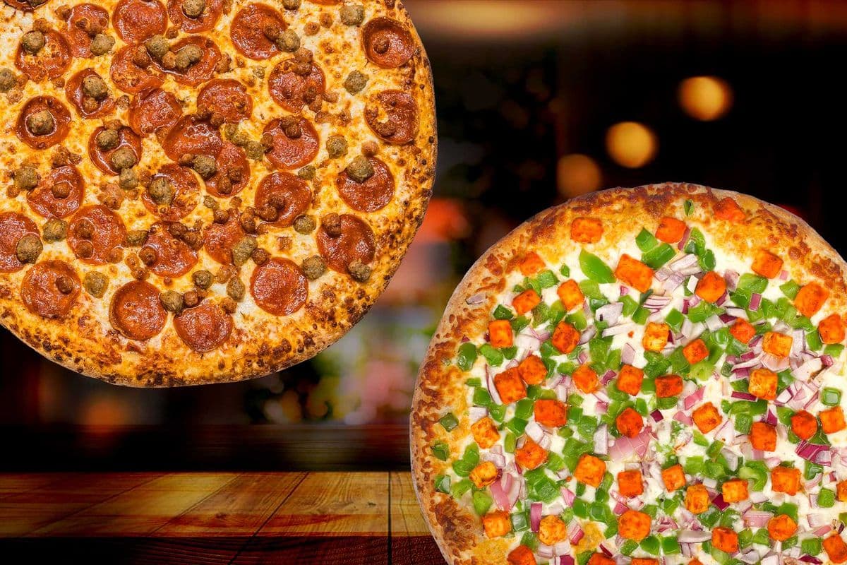 2 Medium Pizzas Deal