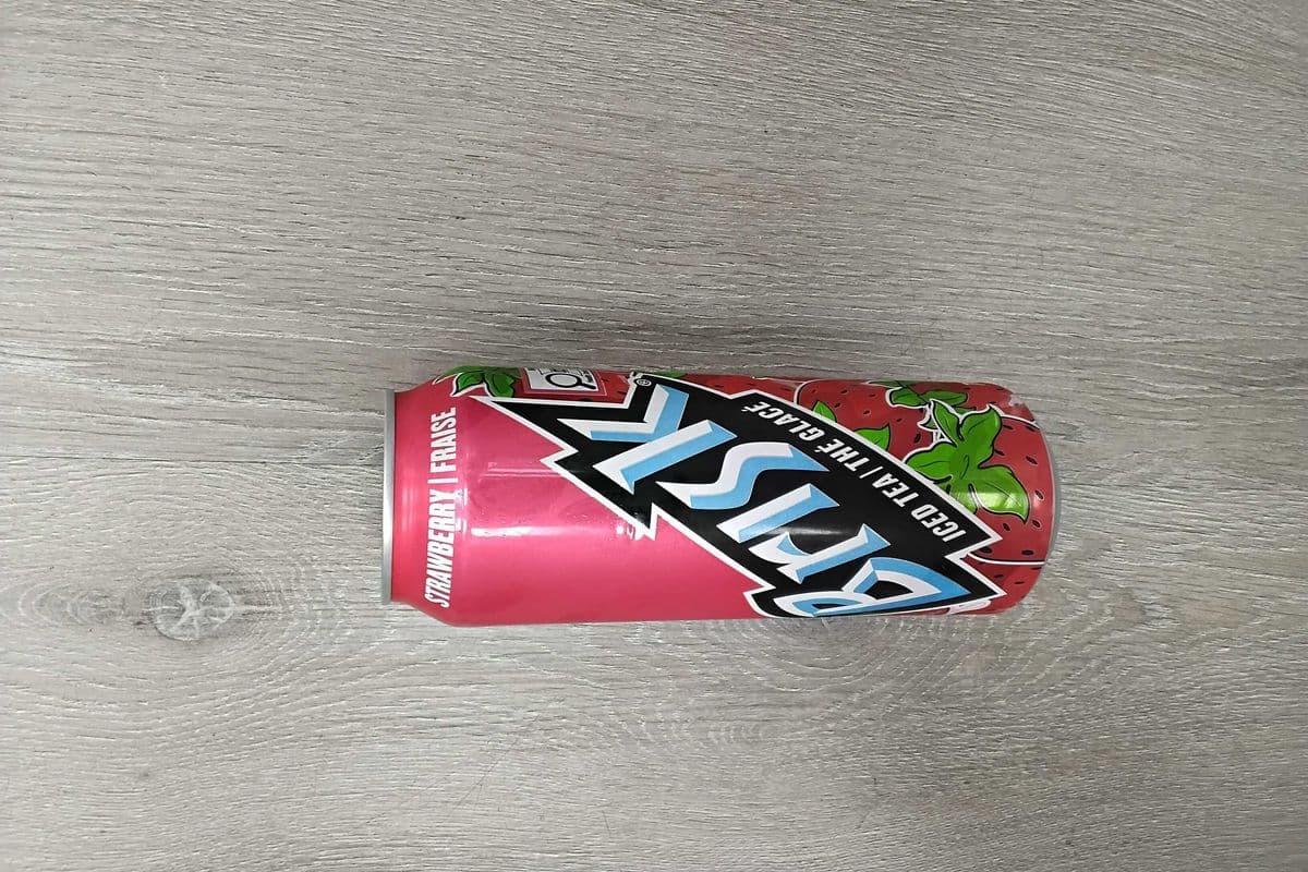Brisk iced tea strawberry (710ml)