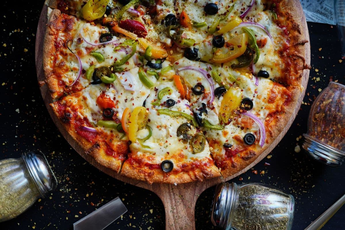 31. 10" Medium Vegetarian Pizza with a Second Pizza