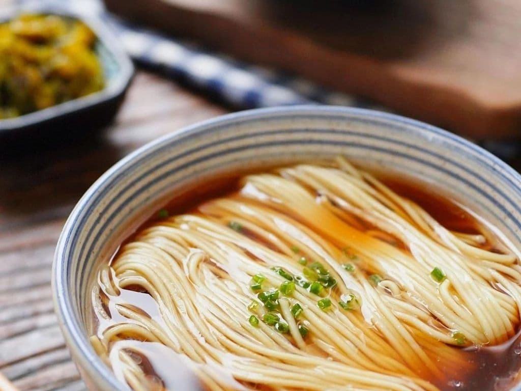 115.Noodle Soup净汤面