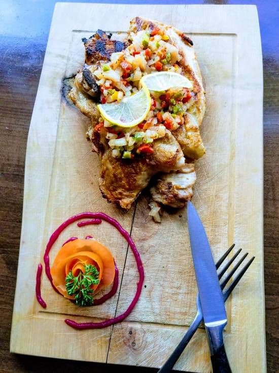Half Pollo Deshuesado