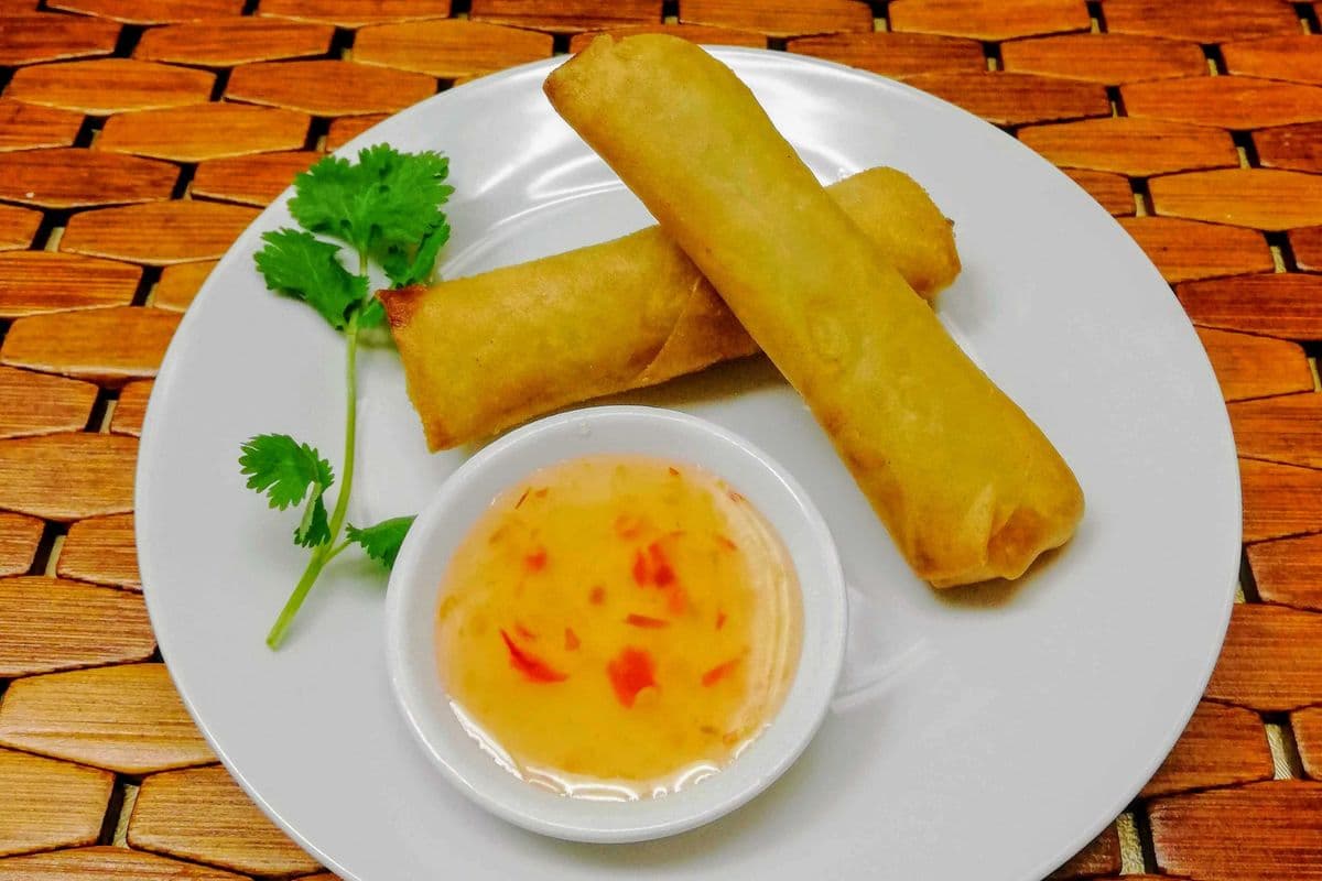 D2. Spring Rolls ( 2 Pcs. )