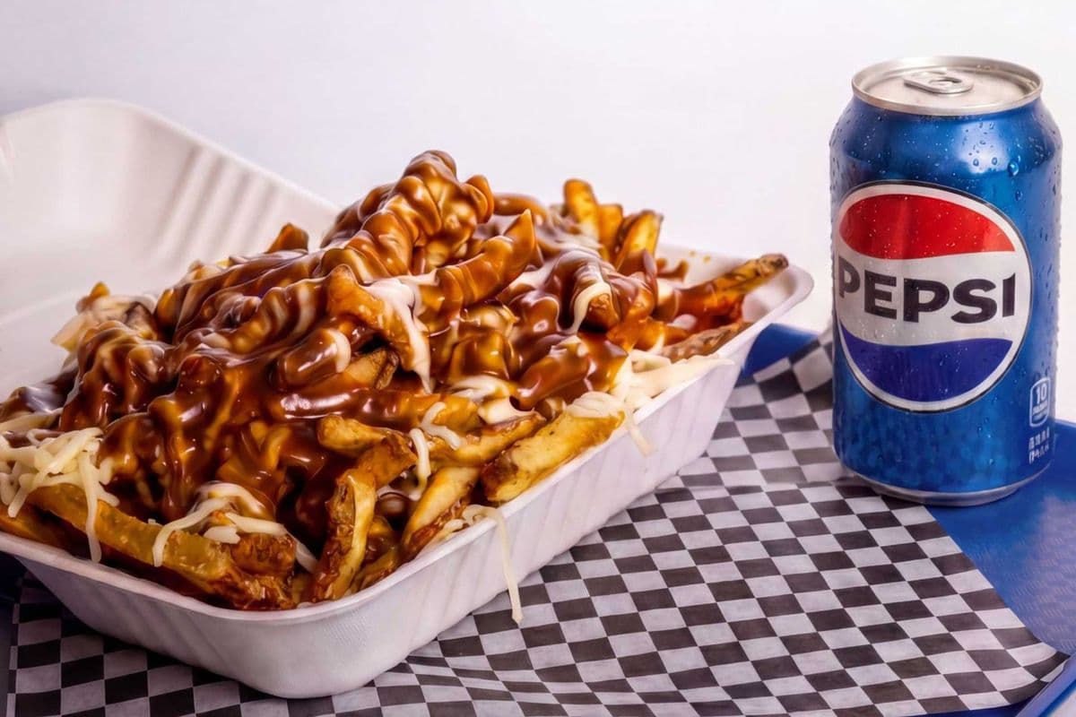 LARGE Poutine + Canned drink