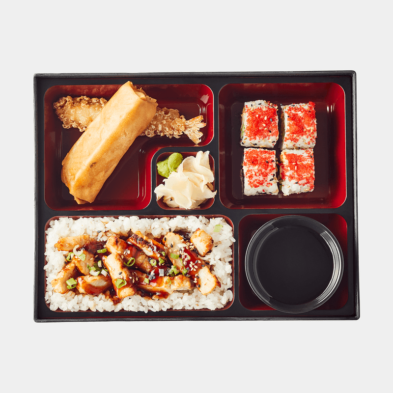 Grilled Chicken & Maki Bento / Bento Poulet grillé et maki