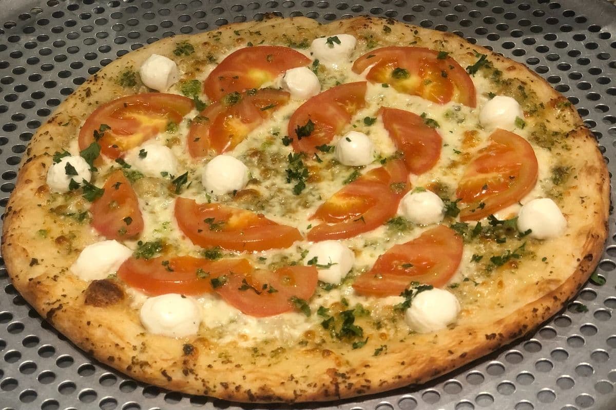Bocconcini Pizza