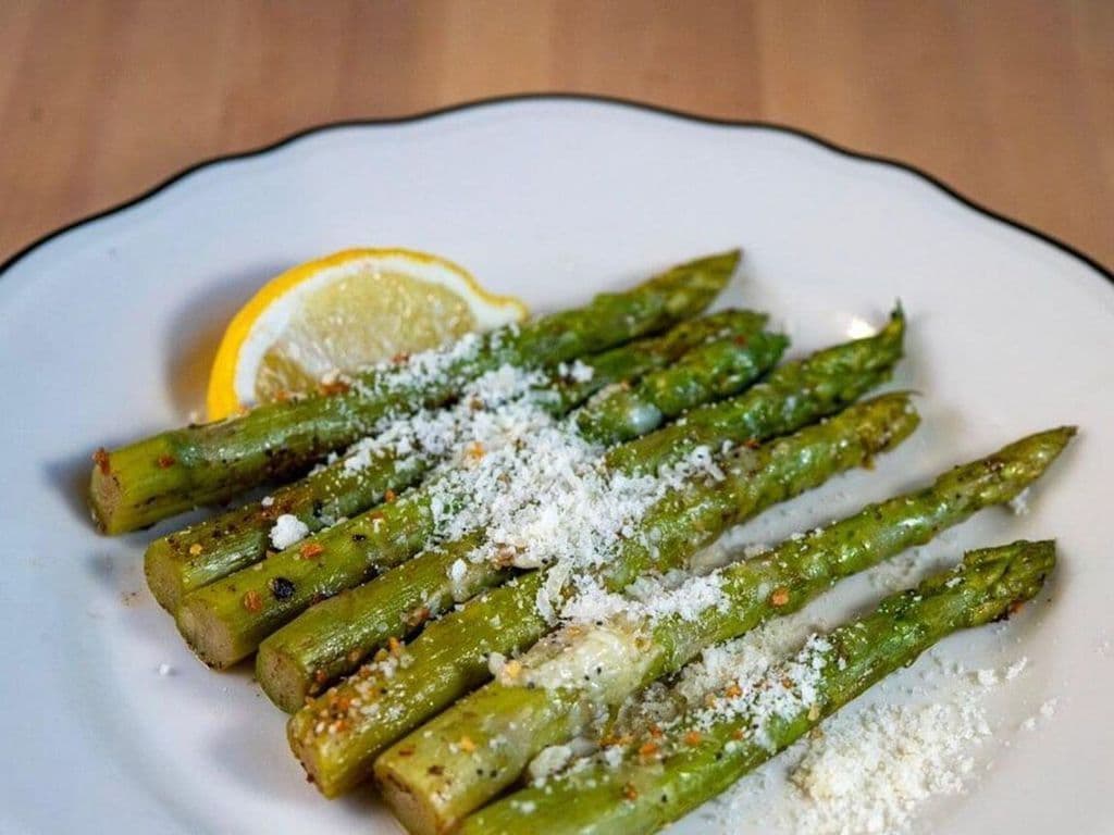ASPERGES GRILLES/ GRILLED ASPARAGUS