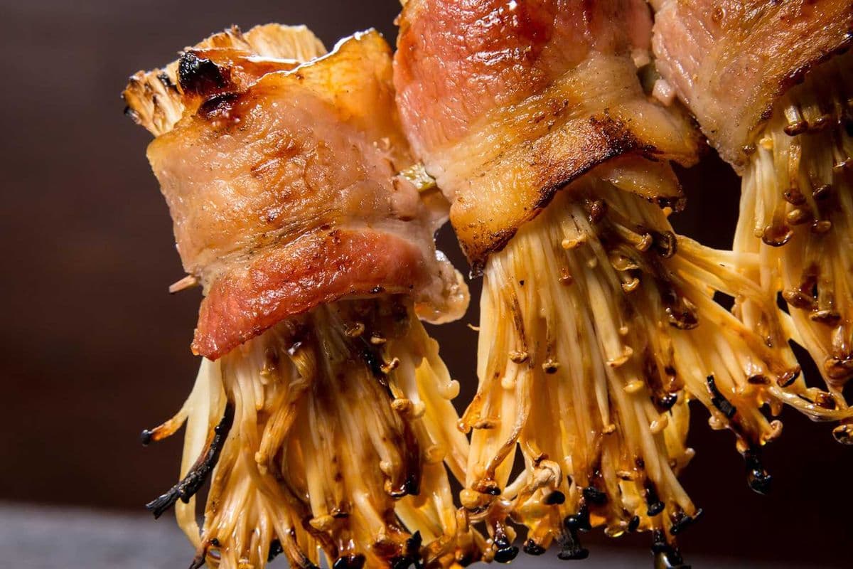 Bacon Enokitake Roll (2 Skewers) 碳烤 金针菇 培根 卷