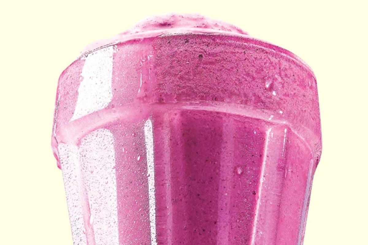Smoothie Pomegranate and berries (270 Cals.)