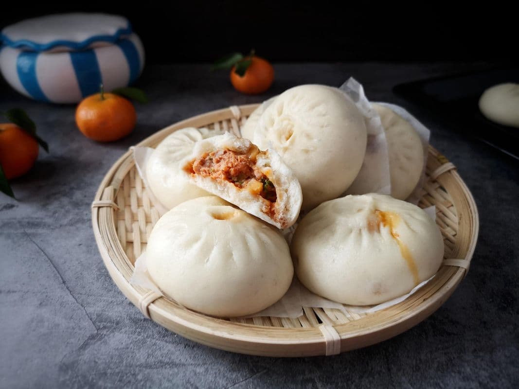 Pork Buns with Cabbage (2pc) 手工白菜猪肉包 2pc