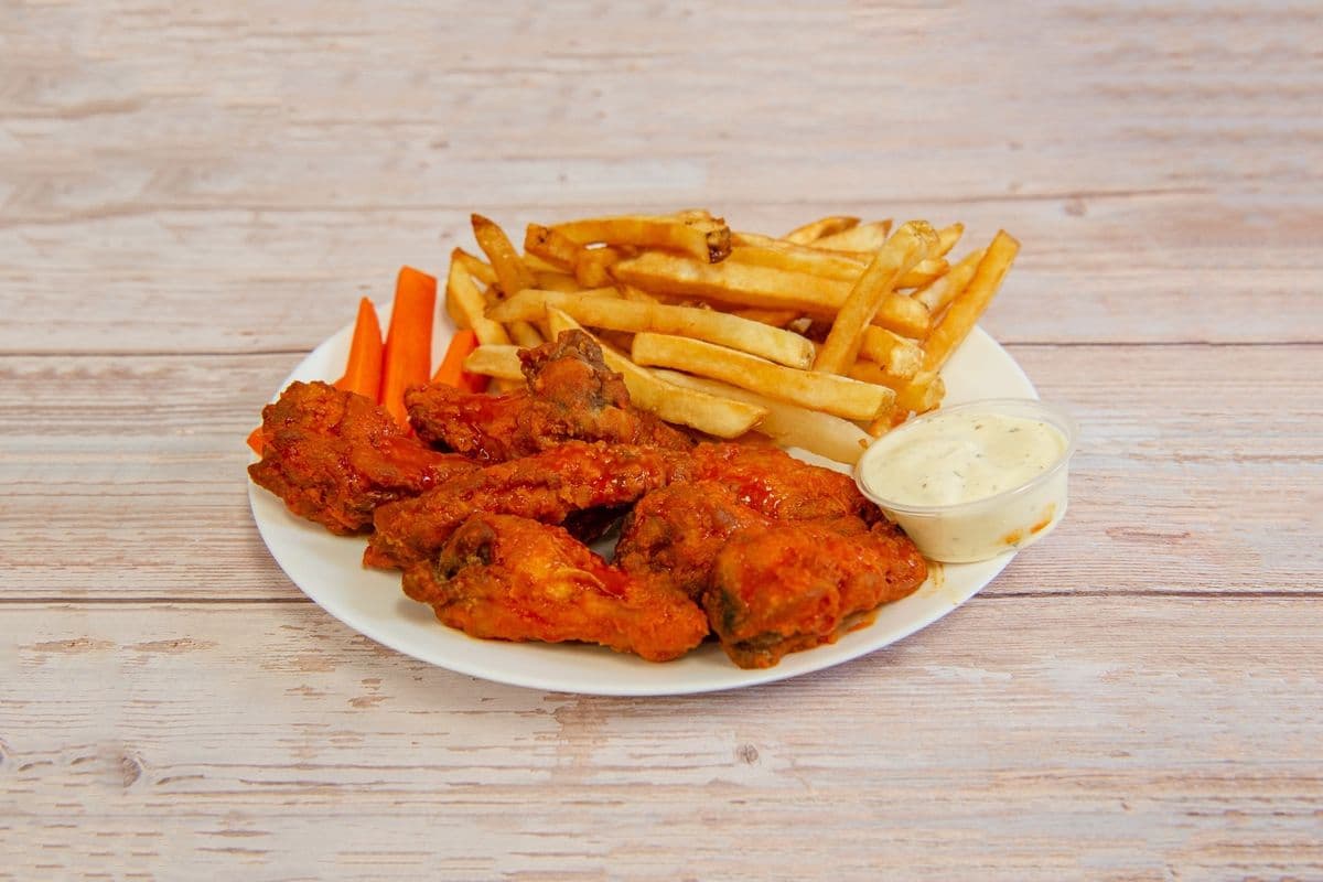 1lb Wings with Fries