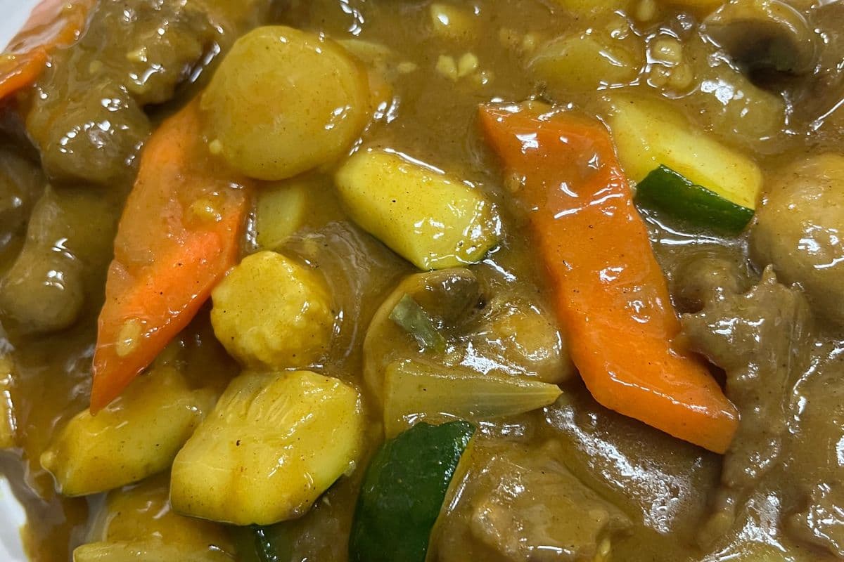 Curry Beef on Rice咖喱牛饭