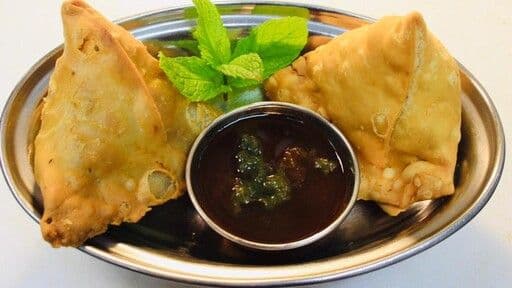 Samosa Channa