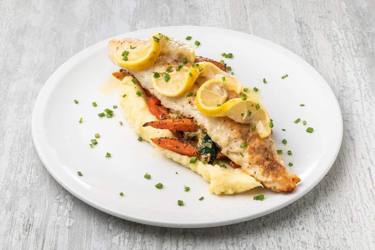 Filet de doré meunière / Walleye Fillet “Meunière”