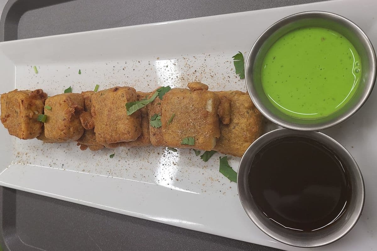 Paneer Pakora (8 pcs)