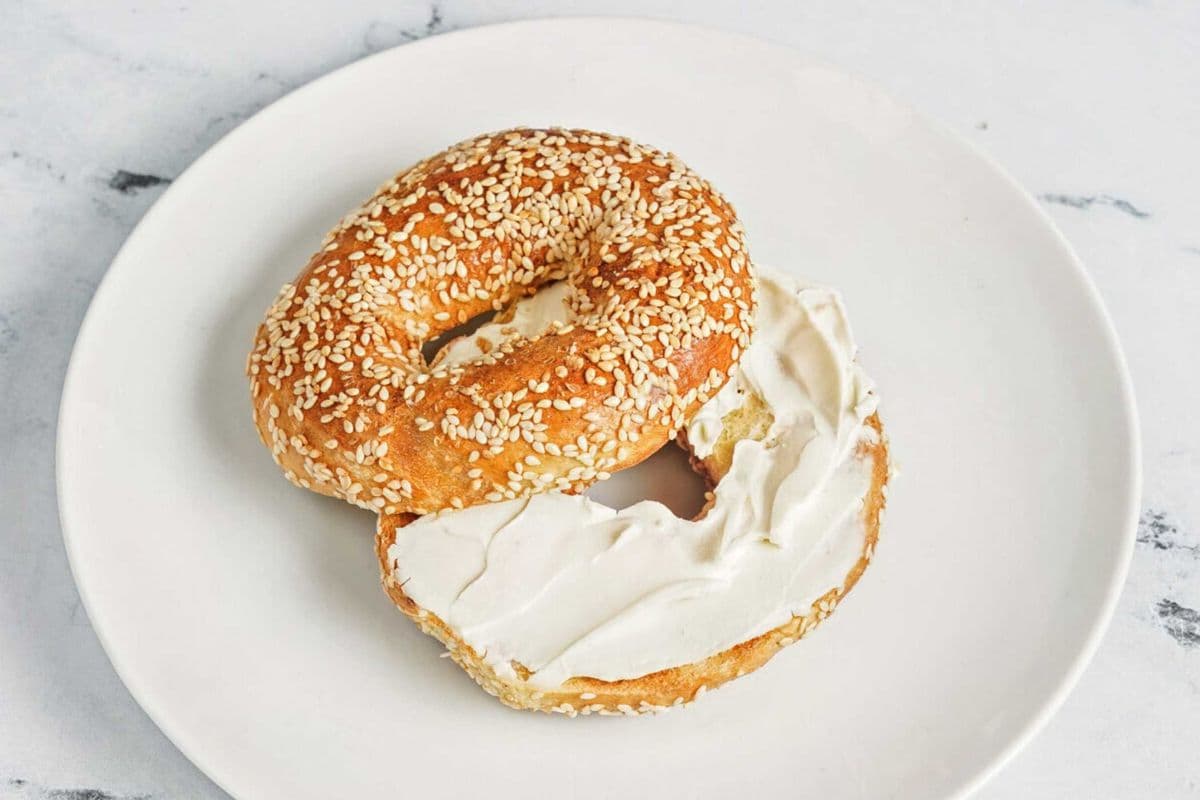 Bagel au fromage à la crème / Cream Cheese Bagel