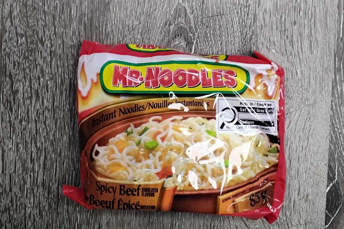 Mr. Noodle instant Noodle spicy beef (85g)
