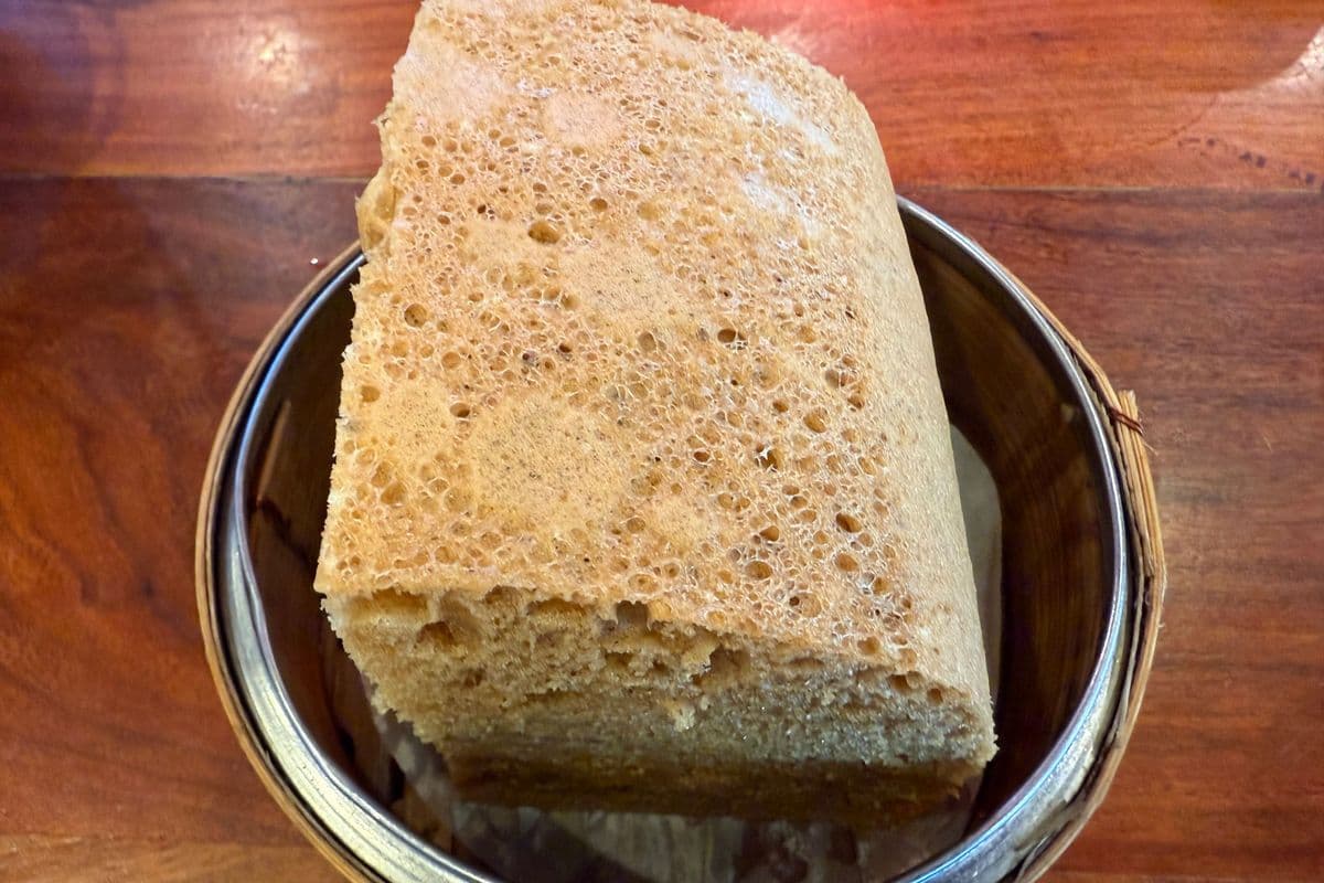 A44 Steamed Sponge Cake 古法馬拉糕