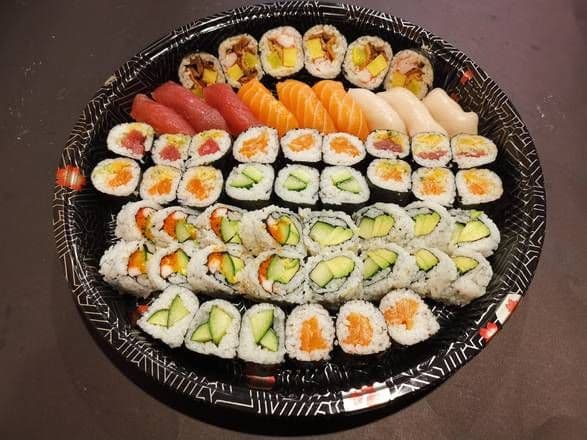 Party Trays A (55 pcs)