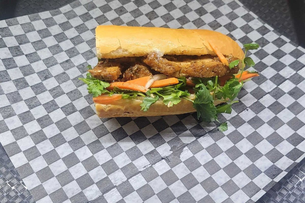 Banh mi tofu